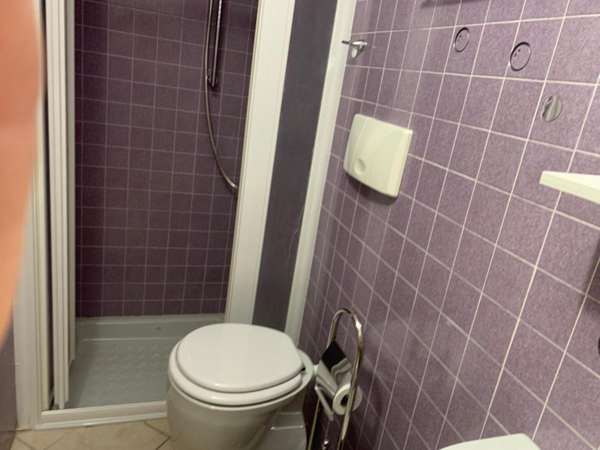 Casa Tangerina Apartment Песаро Екстериор снимка